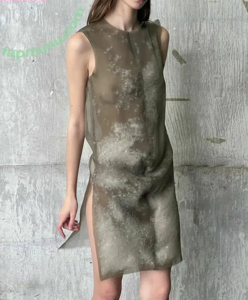 Ifer Rourke nude photo #0008 (demon_seamstress / iferrourke / metamorphised)