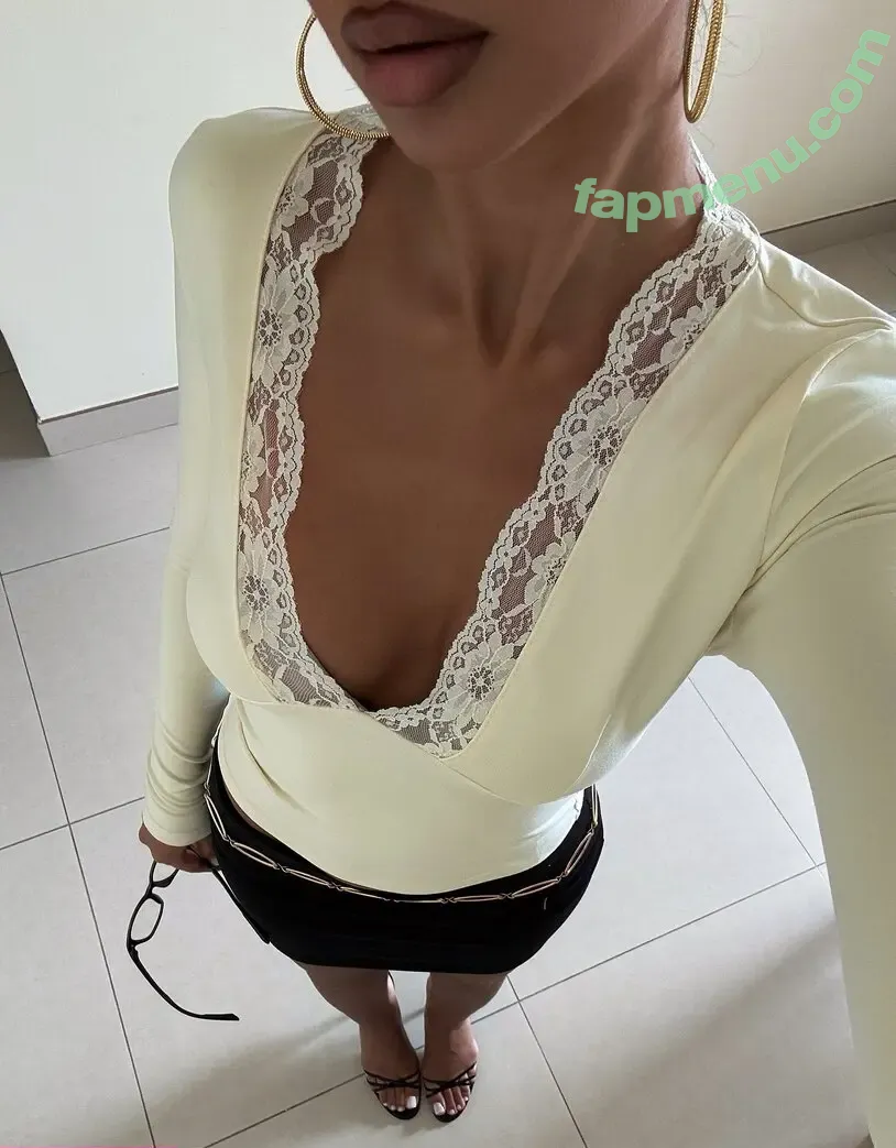 Iffat Marash nude photo #0118 (iffat.marash)