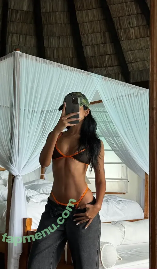 Iffat Marash nude photo #0145 (iffat.marash)