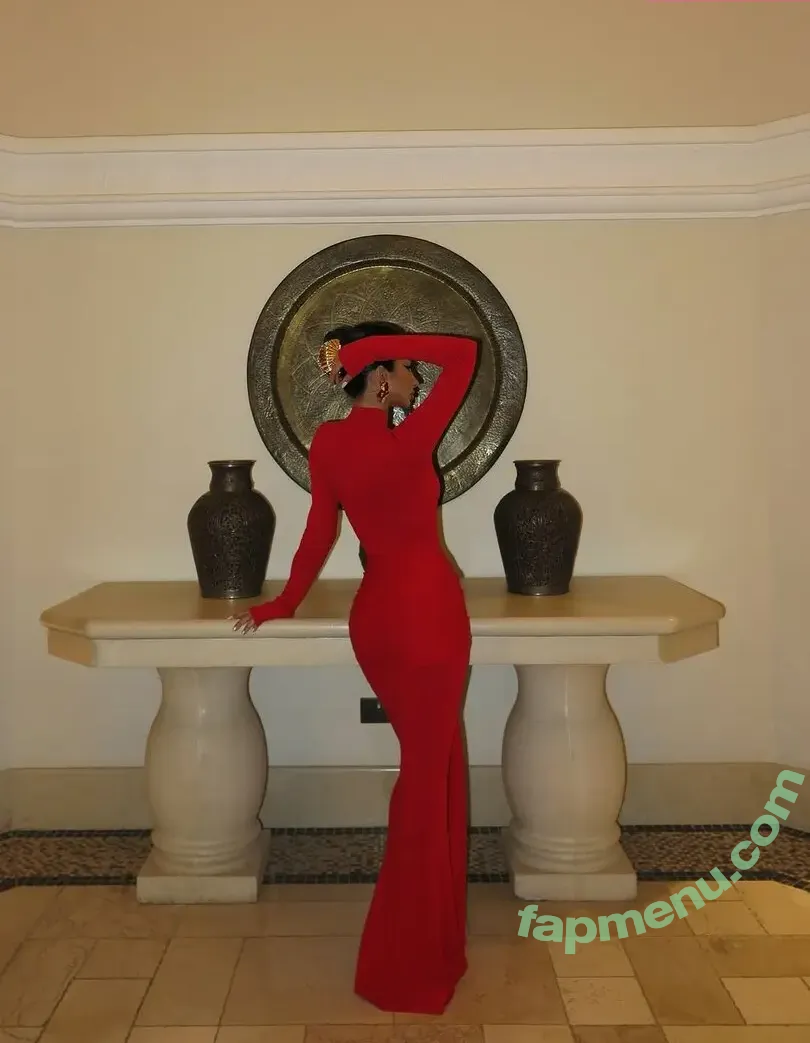 Iffat Marash nude photo #0220 (iffat.marash)