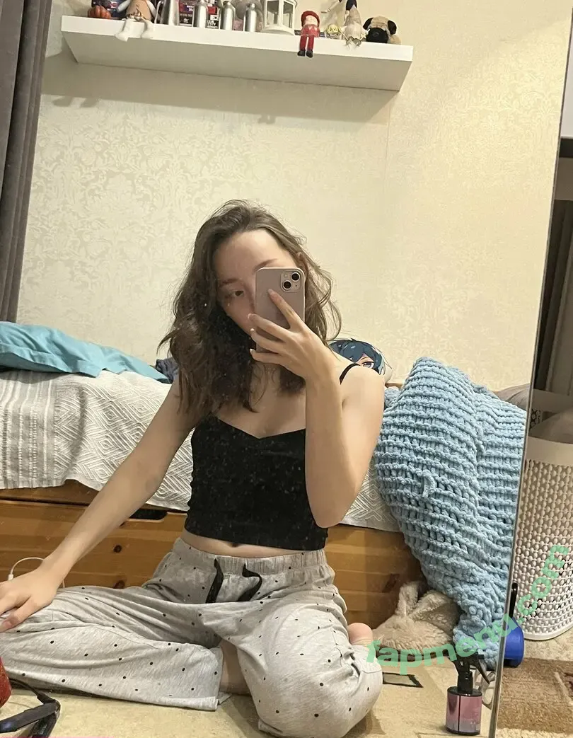 Ifirikic nude photo #0097 (Chifzid (Aziza Mendygaliyeva / Fifimimia / Kirda Trevish / chifzid)