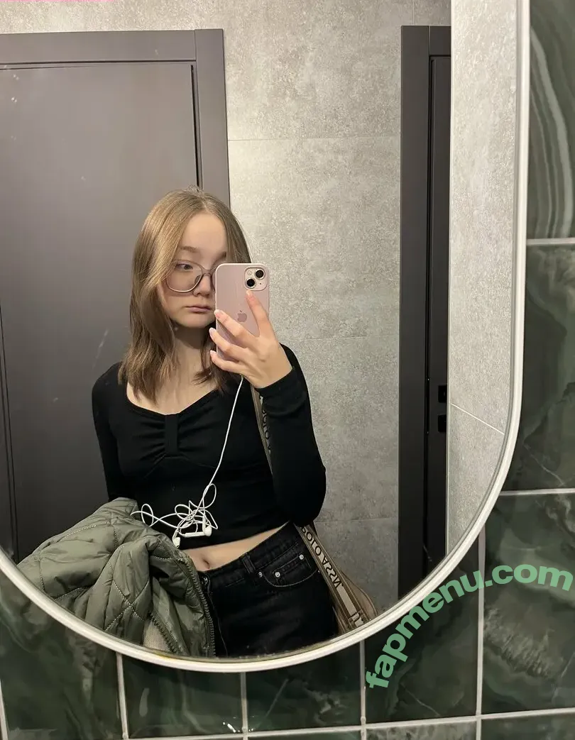 Ifirikic nude photo #0137 (Chifzid (Aziza Mendygaliyeva / Fifimimia / Kirda Trevish / chifzid)