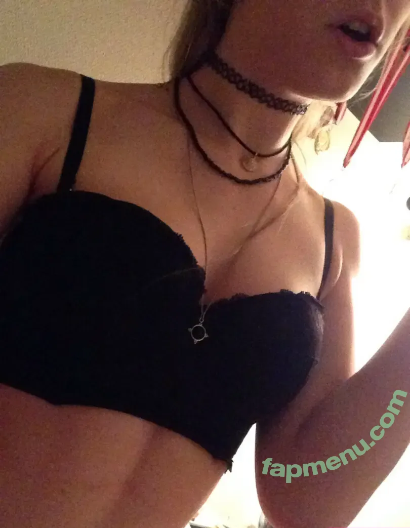 Igetoffwhenyougetoff nude photo #0011 (Sara / sara_el_ii)