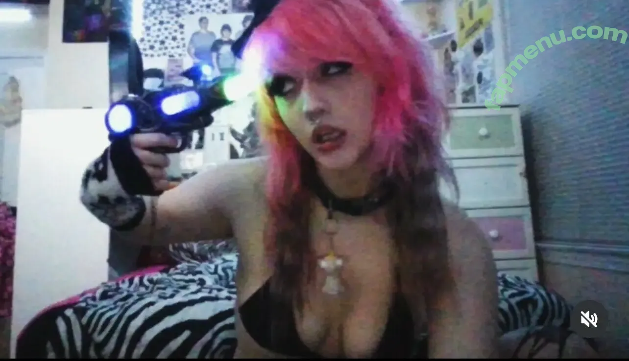 ihatemollli nude photo #0017 (sexycreolyta)