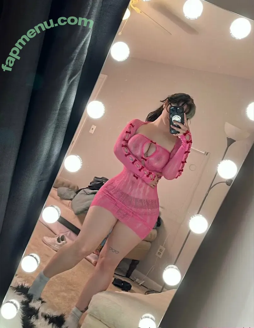 ihateremy nude photo #0003 (lamegff / lilbussygirl / luvluxlol / luvncoke / luvnutttt / luxcoke)