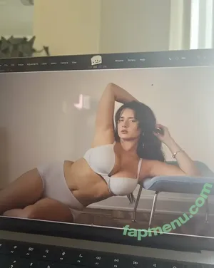 iheartsarita / sarah_curr69 nude photo #0101