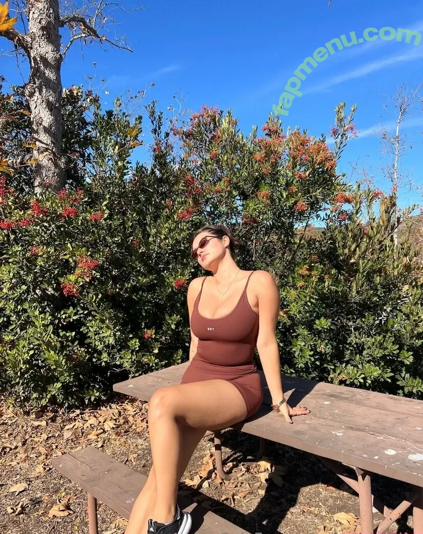 iheartsarita nude photo #0008 (sarahcurr)