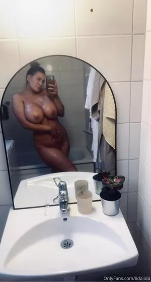 nude photo #0003