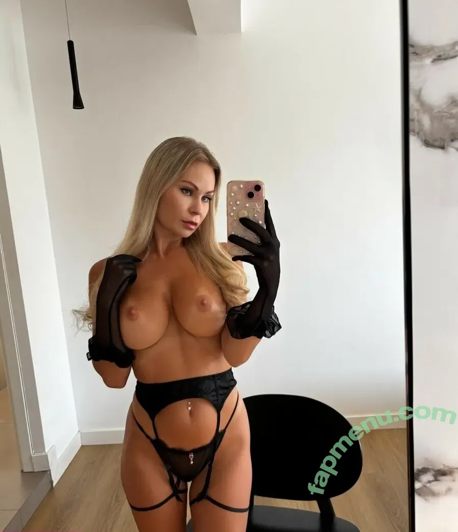 Iidazsofia nude photo #0071 (Iida Palosaari)