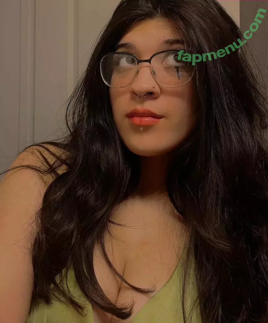 IiIjiggles nude photo #0014 (idali.guebara18 / jigglesssss / peachyidali)