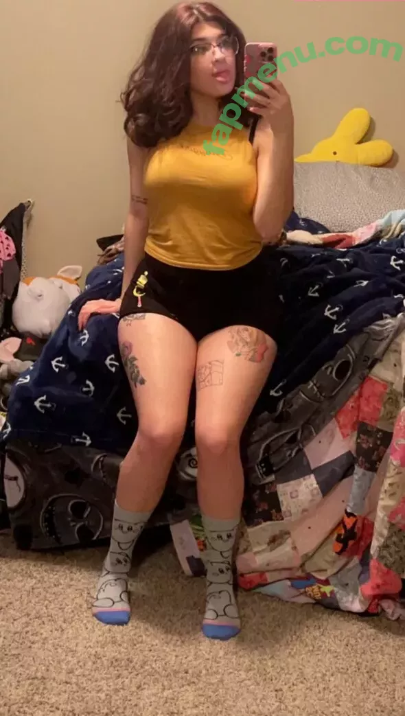 IiIjiggles nude photo #0022 (idali.guebara18 / jigglesssss / peachyidali)