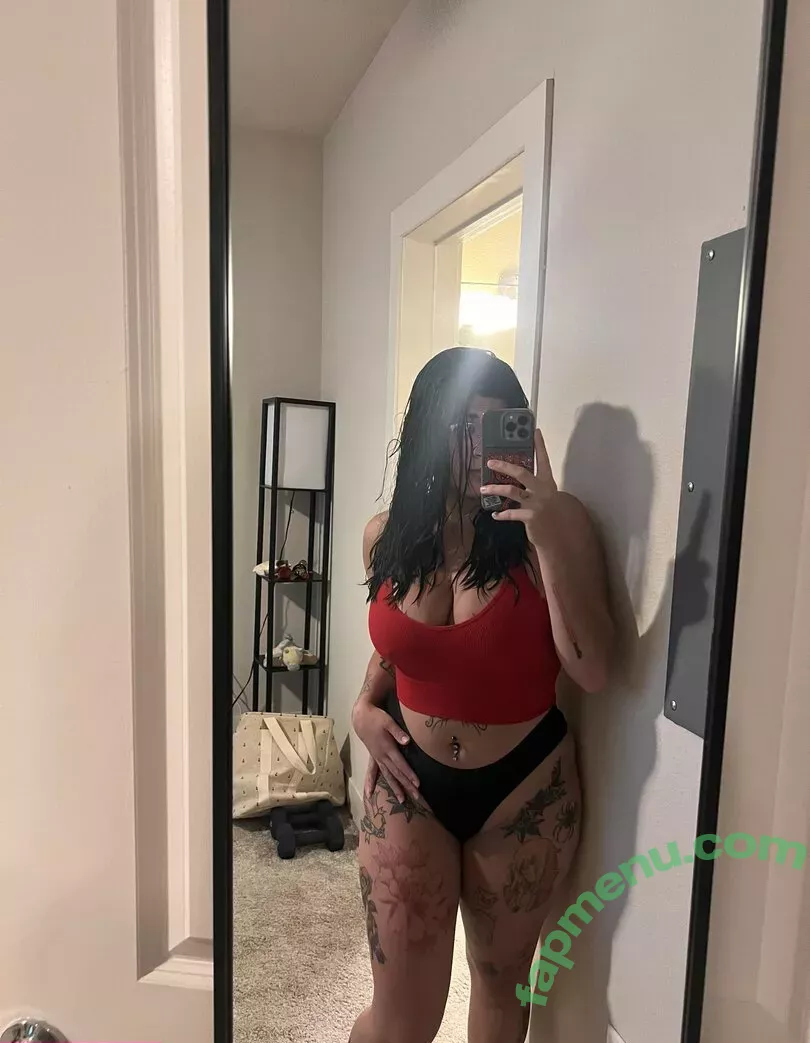 IiIjiggles nude photo #0108 (idali.guebara18 / jigglesssss / peachyidali)