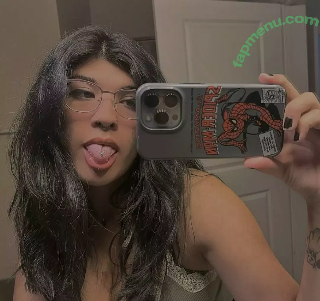 IiIjiggles nude photo #0121 (idali.guebara18 / jigglesssss / peachyidali)