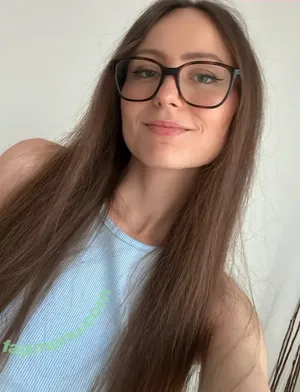 iiiZwerg nude photo #0002