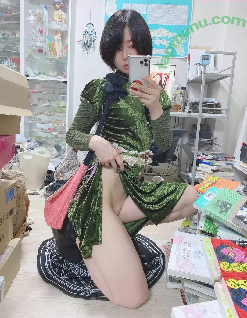 Iiniku Ushijima nude photo #0070 (prdtrt_shop)