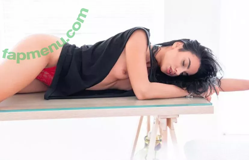 Iinnaaa nude photo #0006 (iinaborisova)