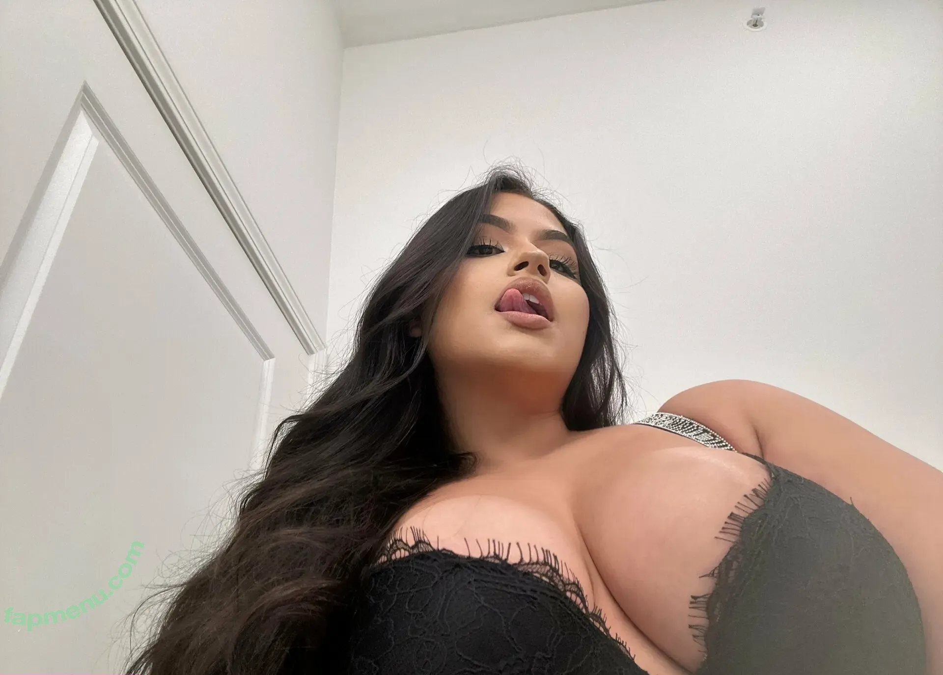 iisabelxx nude photo #0031 (_isabelxx)