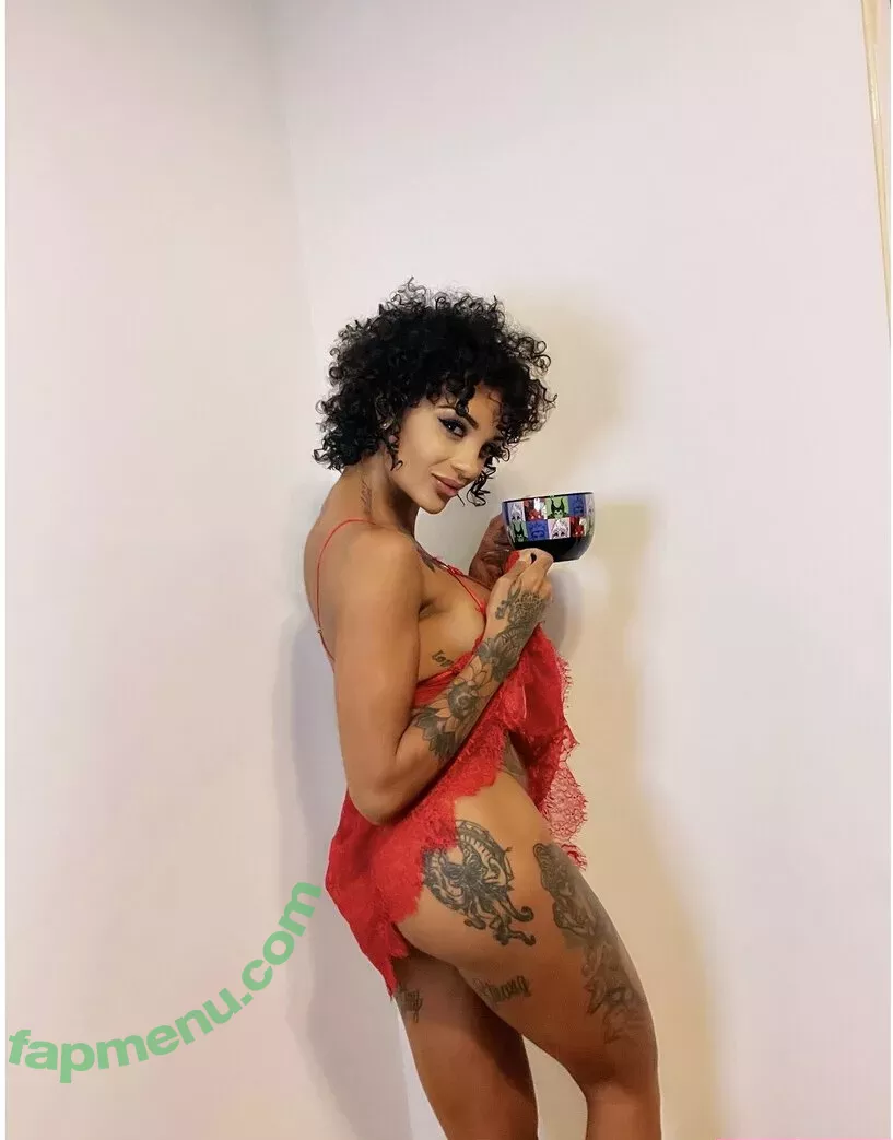 iitsleahtho nude photo #0046 (iitsleahtho)