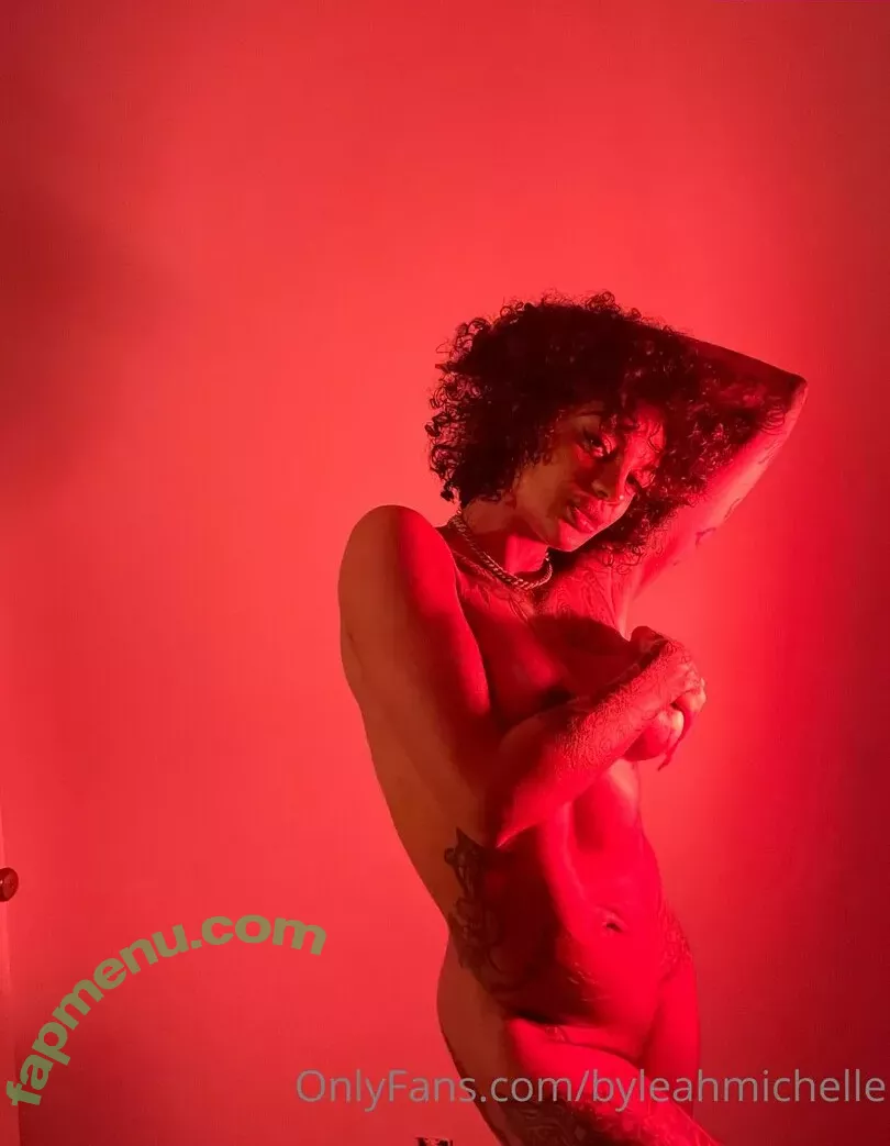 iitsleahtho nude photo #0054 (iitsleahtho)