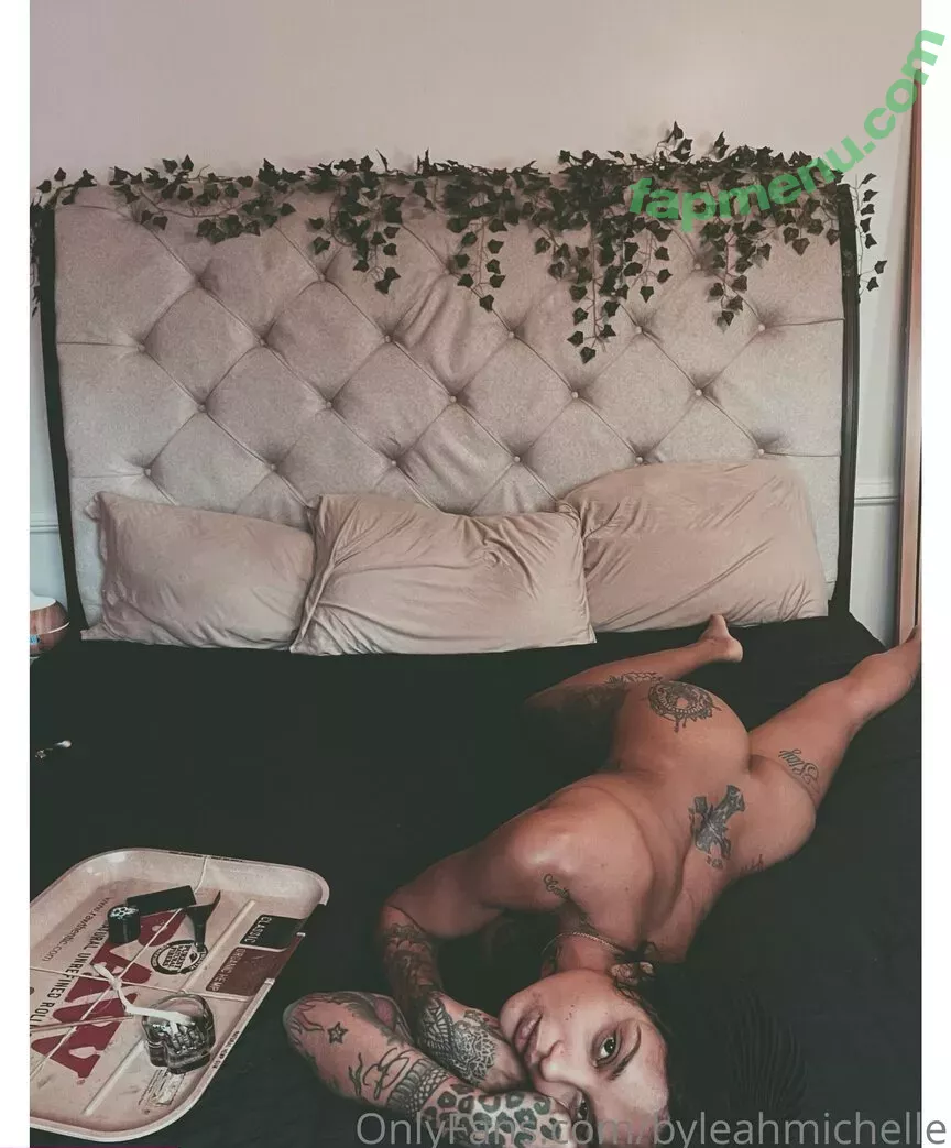 iitsleahtho nude photo #0064 (iitsleahtho)