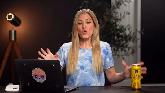 iJustine / Justine Ezarik nude photo #0002