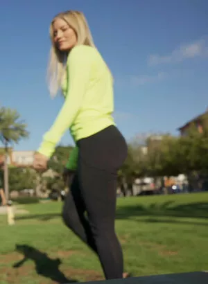 iJustine / Justine Ezarik nude photo #0051