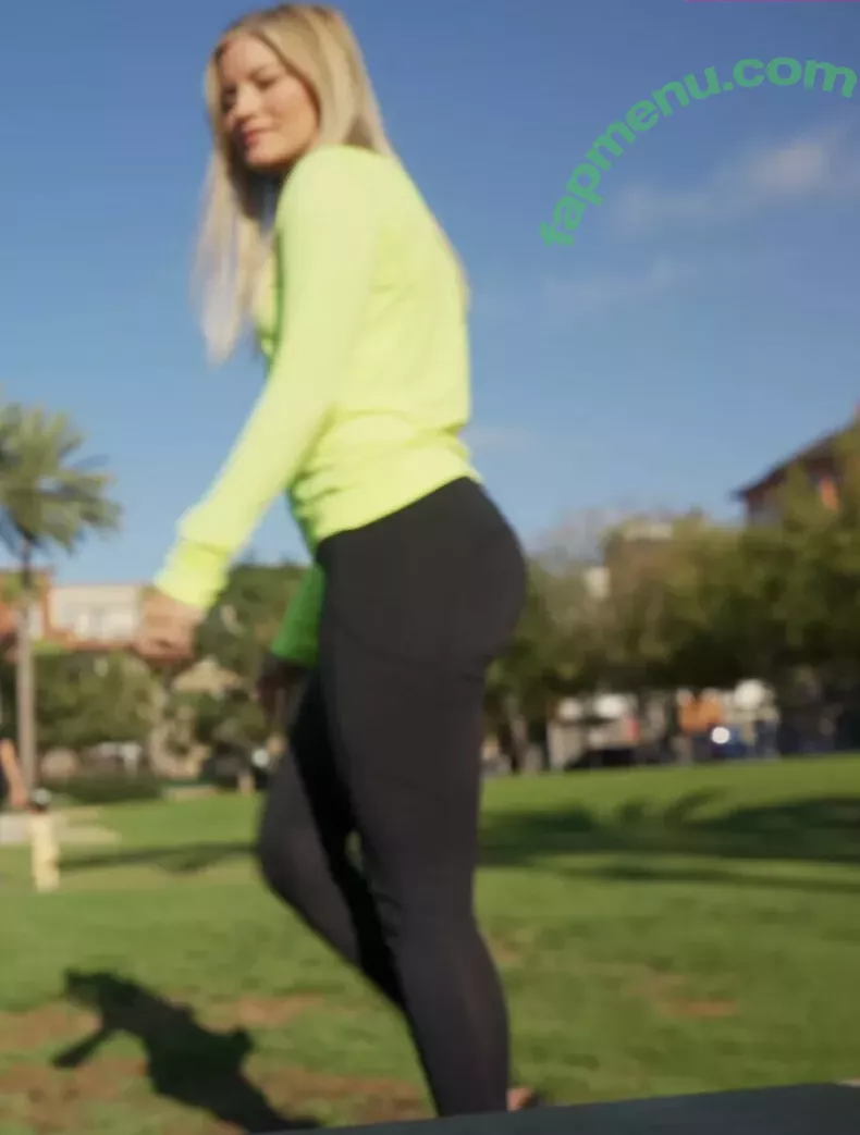 iJustine nude photo #0051 (Justine Ezarik)