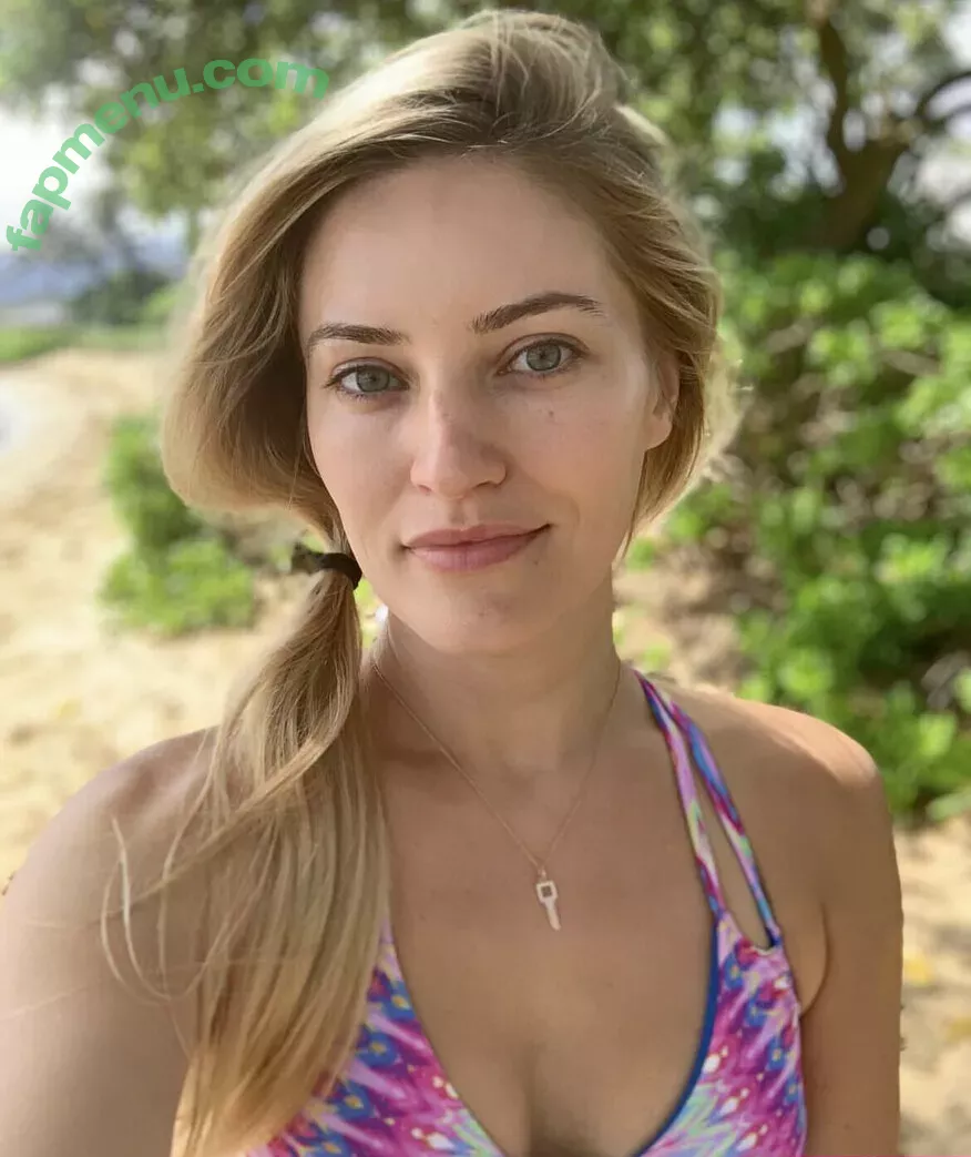 iJustine nude photo #0136 (Justine Ezarik)
