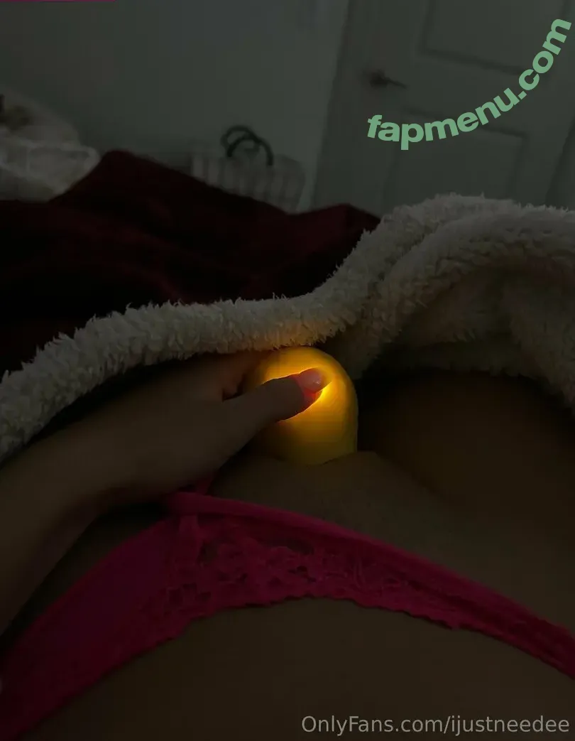 ijustneedee nude photo #0149 (ijustine)