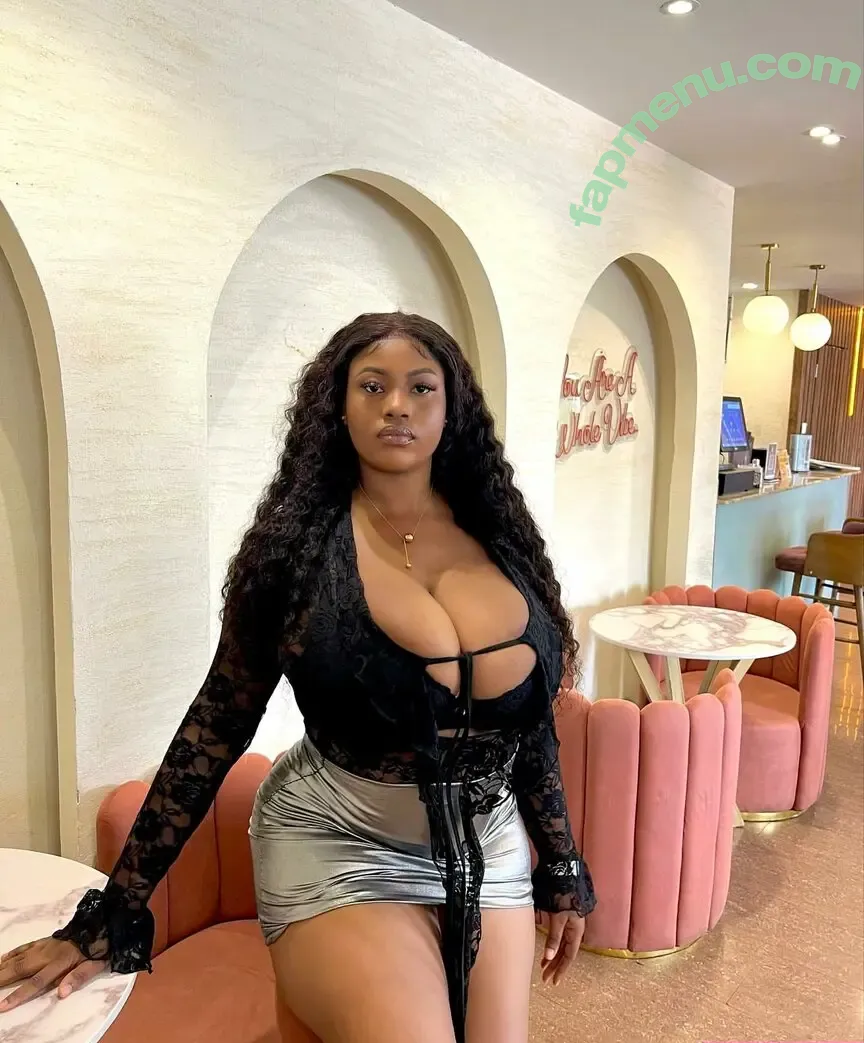 Ikechukwu Chika nude photo #0068 (the_karachika)