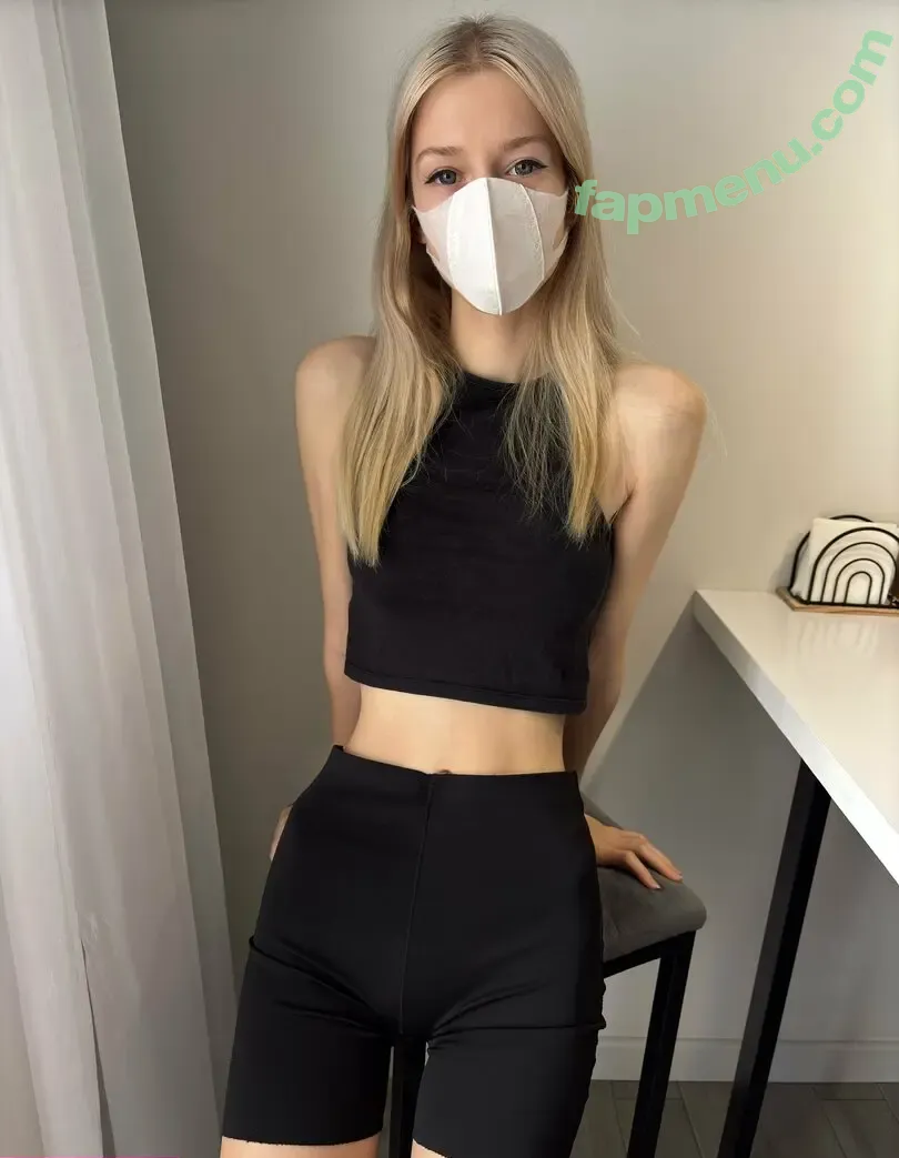 ikogni.lin nude photo #0001 (ikogni.lin)