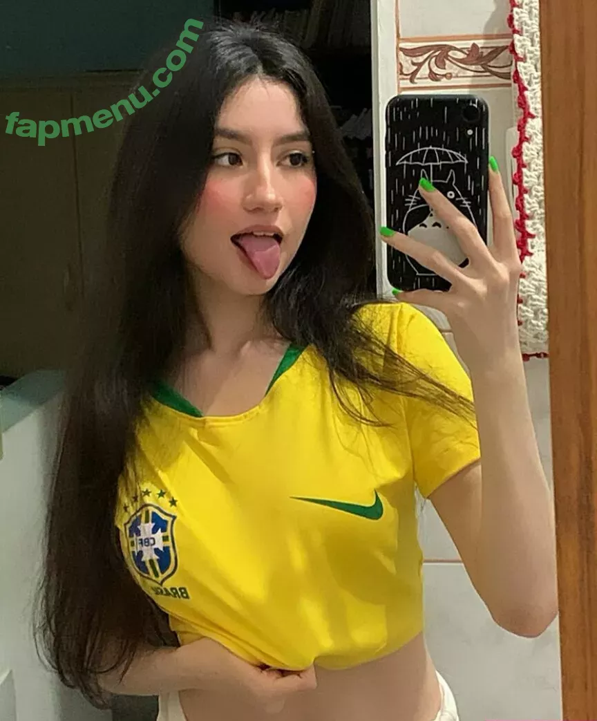 ilamie nude photo #0108 (Lamie / Larissacarvalhx / lamistar)