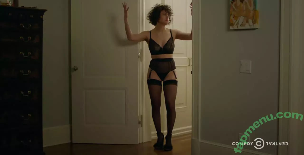 Ilana Glazer nude photo #0005 (ilana)