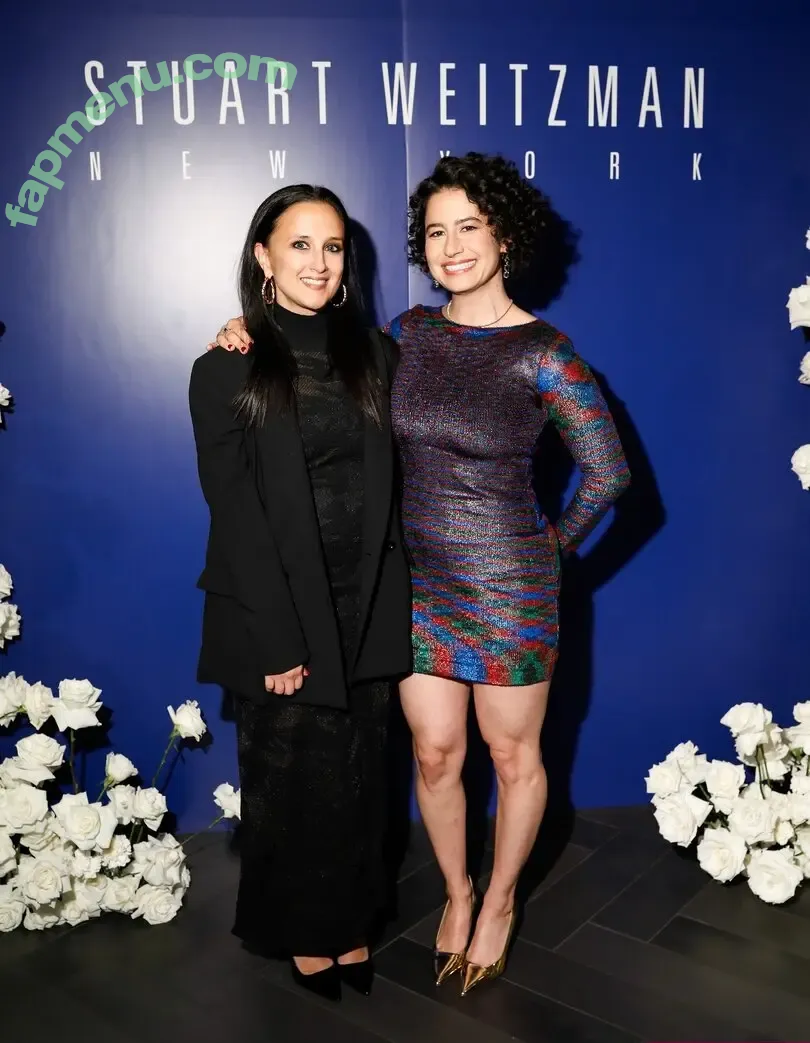 Ilana Glazer nude photo #0094 (ilana)