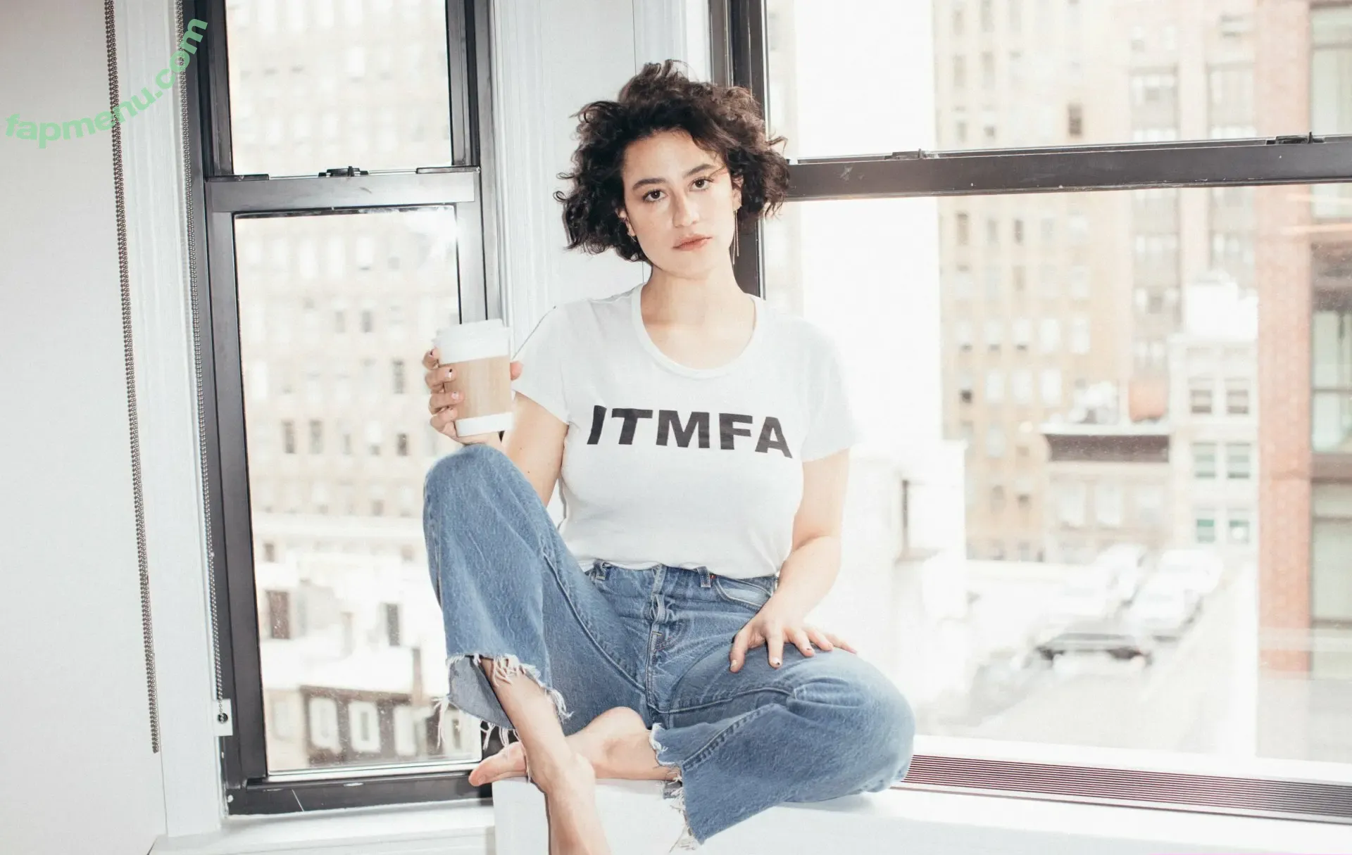 Ilana Glazer nude photo #0109 (ilana)