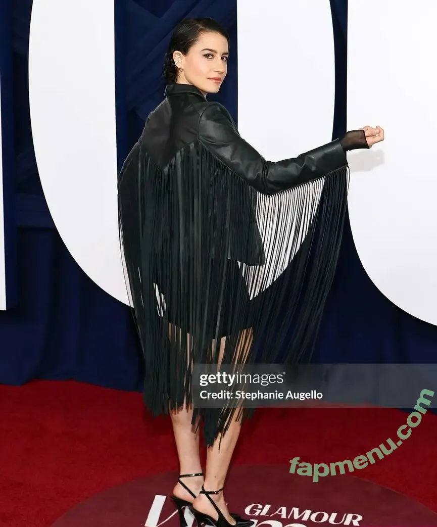 Ilana Glazer nude photo #0112 (ilana)