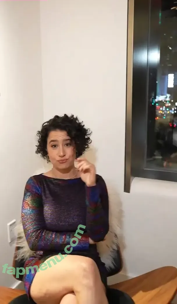 Ilana Glazer nude photo #0114 (ilana)