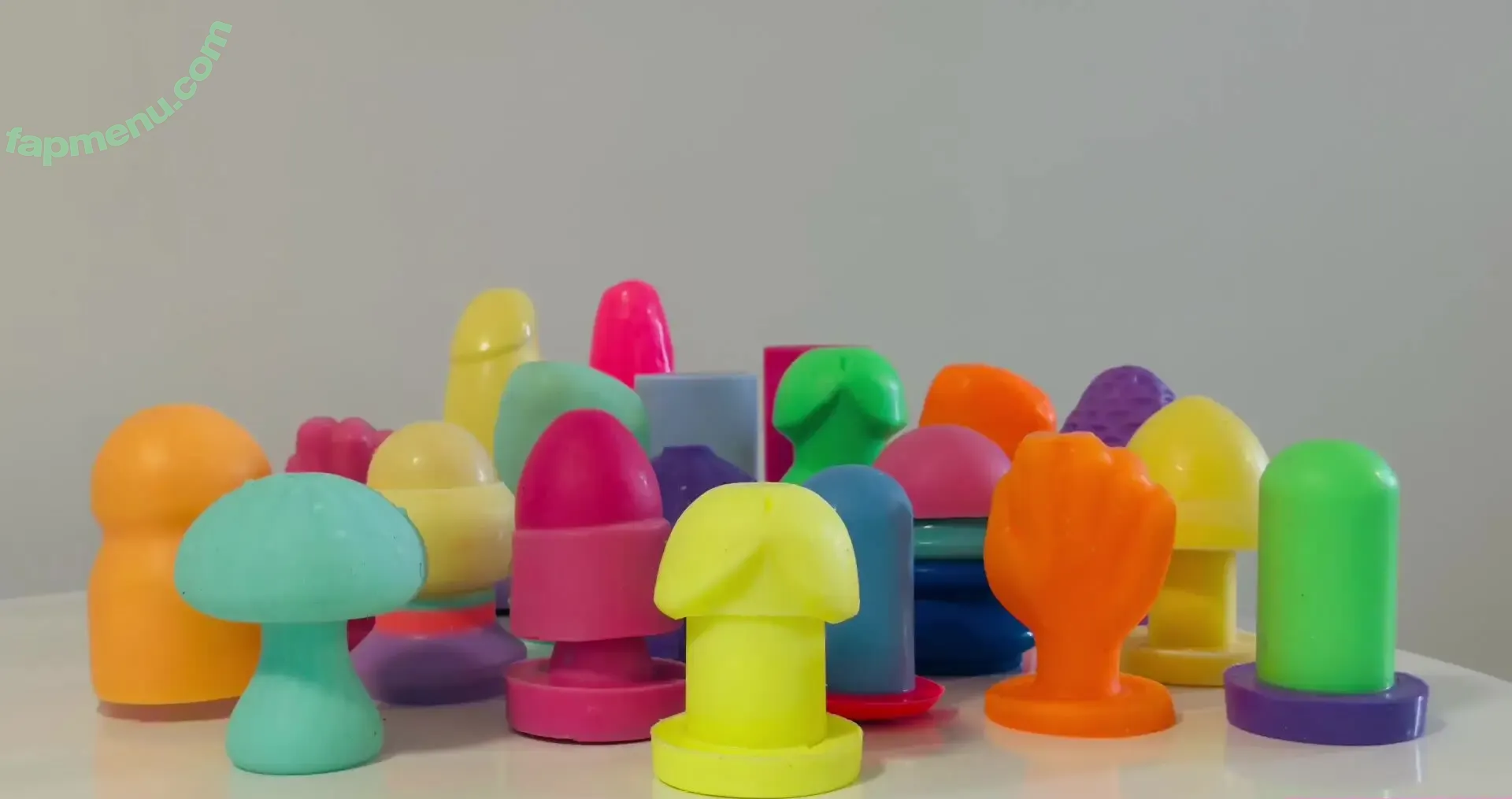 Ilanaxx nude photo #0005 (Ilanaxx)