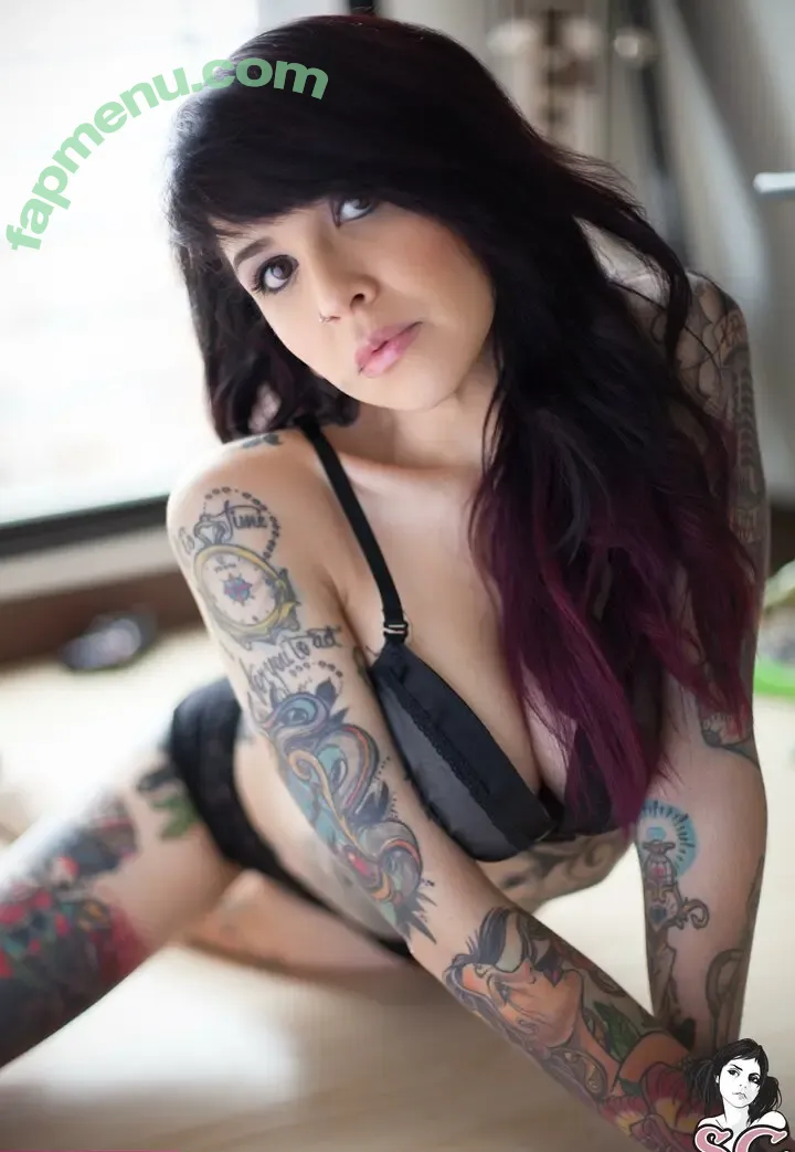 Ilanna Denofte nude photo #0021 (Ilanna Rx / ilanna.rx / ilannadenofte)