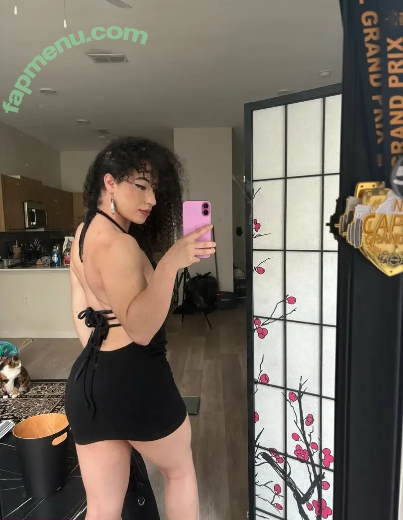ileezy nude photo #0033 (ileezy_)