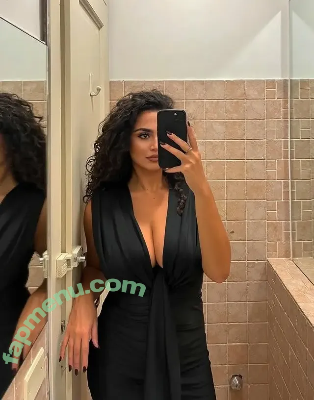 Ilenadecesare nude photo #0023 (ilena_de_cesare / itsmiadelsol)