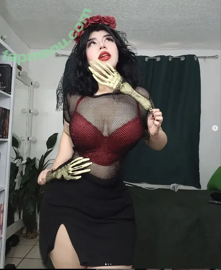 Ili_robledo nude photo #0002 (Ili.robledo)