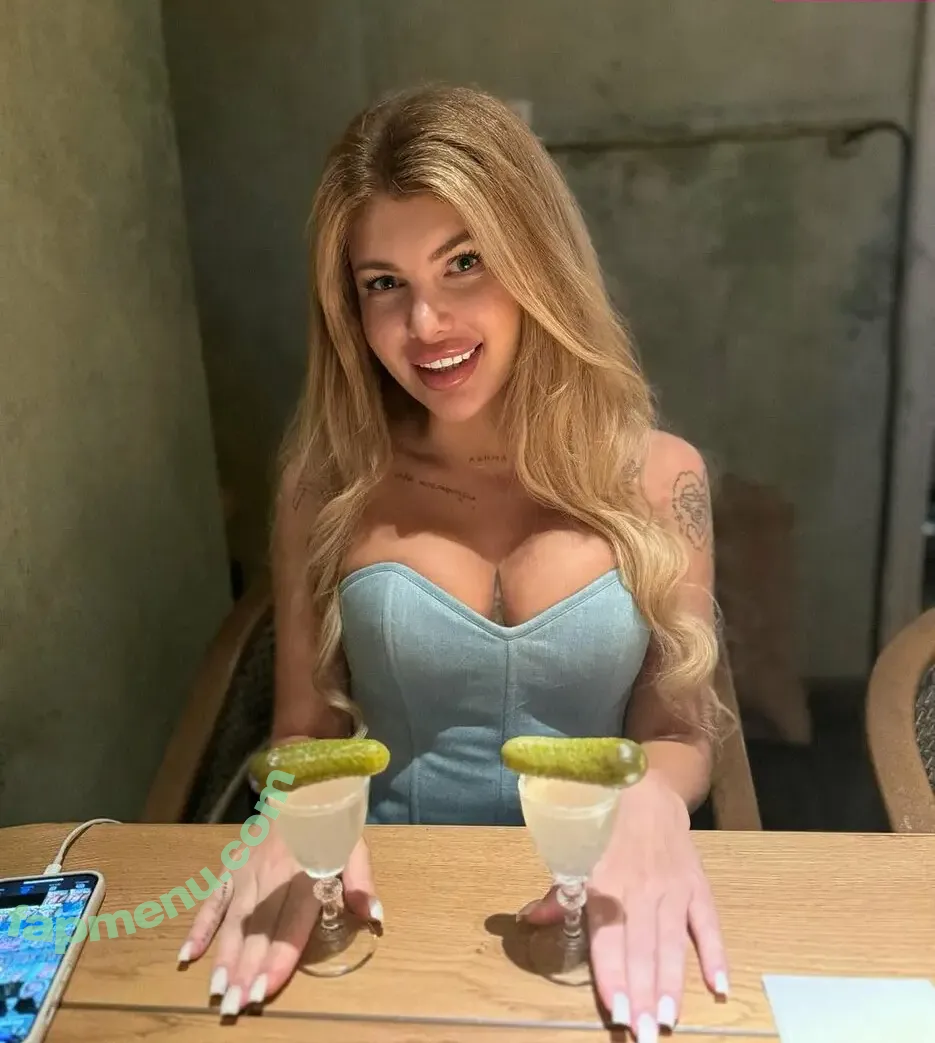 iliadi_anna nude photo #0005 (iliadi_anna)
