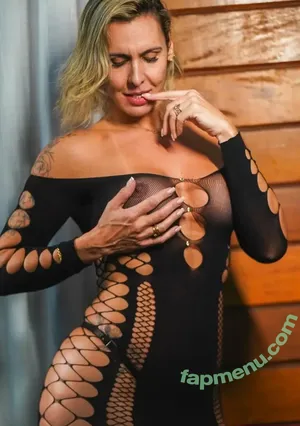  nude photo #0003