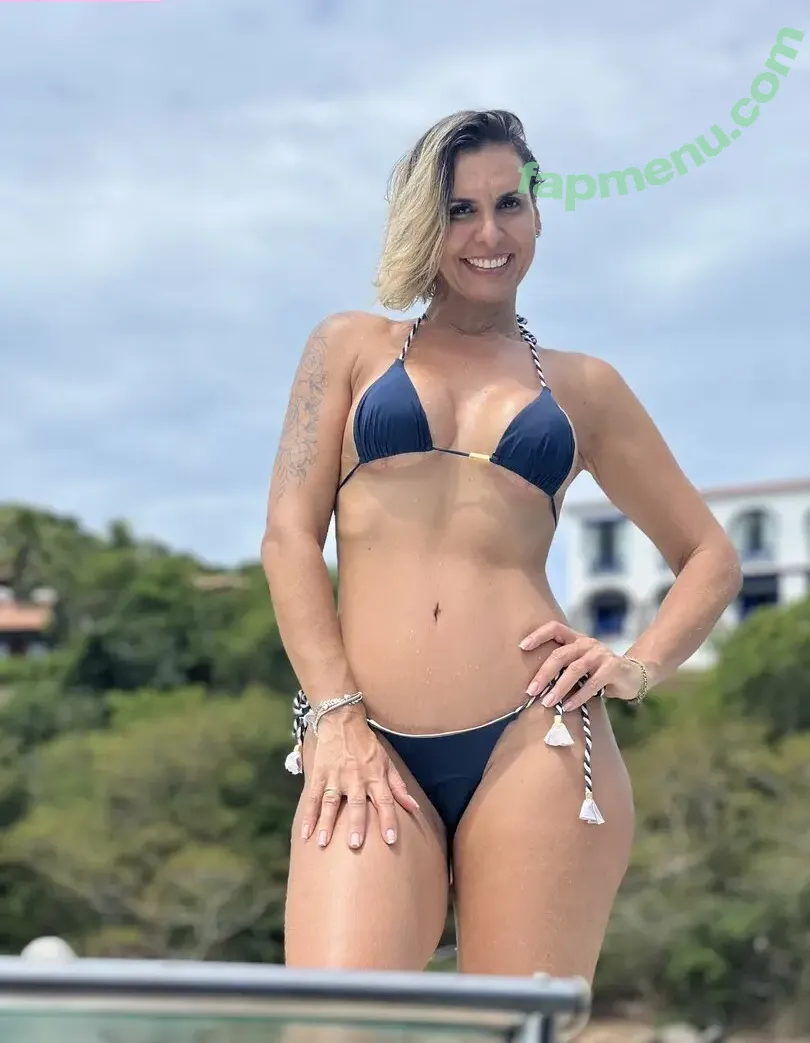 Ilika_Teixeira nude photo #0012 (Ilika_Teixeira)