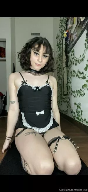 Illiteracy4me / Alice / mother.set0n nude photo #0062