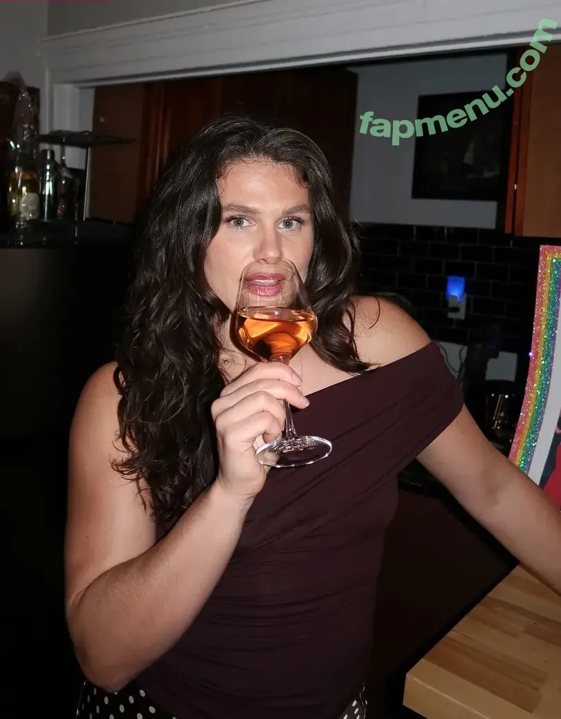 Ilona Maher nude photo #0241 (ilonamaher)