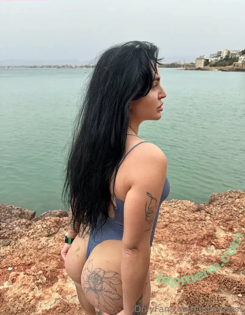 ilonamagic nude photo #0004 (ilonamagic)