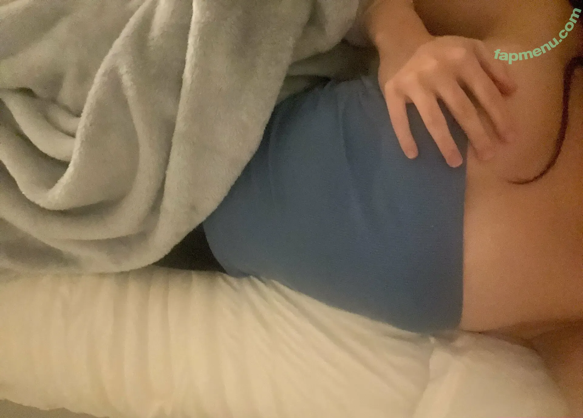 iloveataria nude photo #0019 (astridelise3)