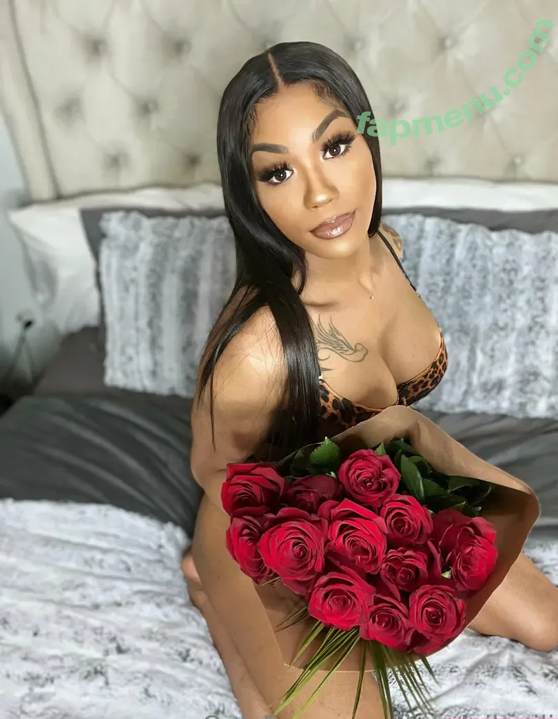 iloveleilanili nude photo #0004 (iamleilanili)